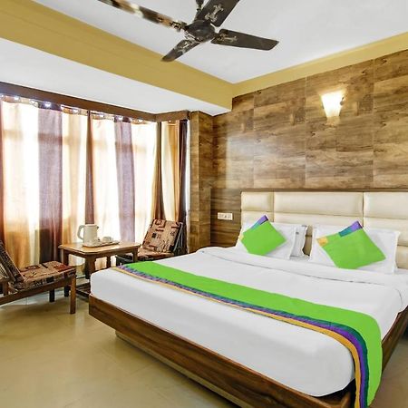 Itsy Hotels Amrita Raghunath Bazaar Джаму Екстериор снимка