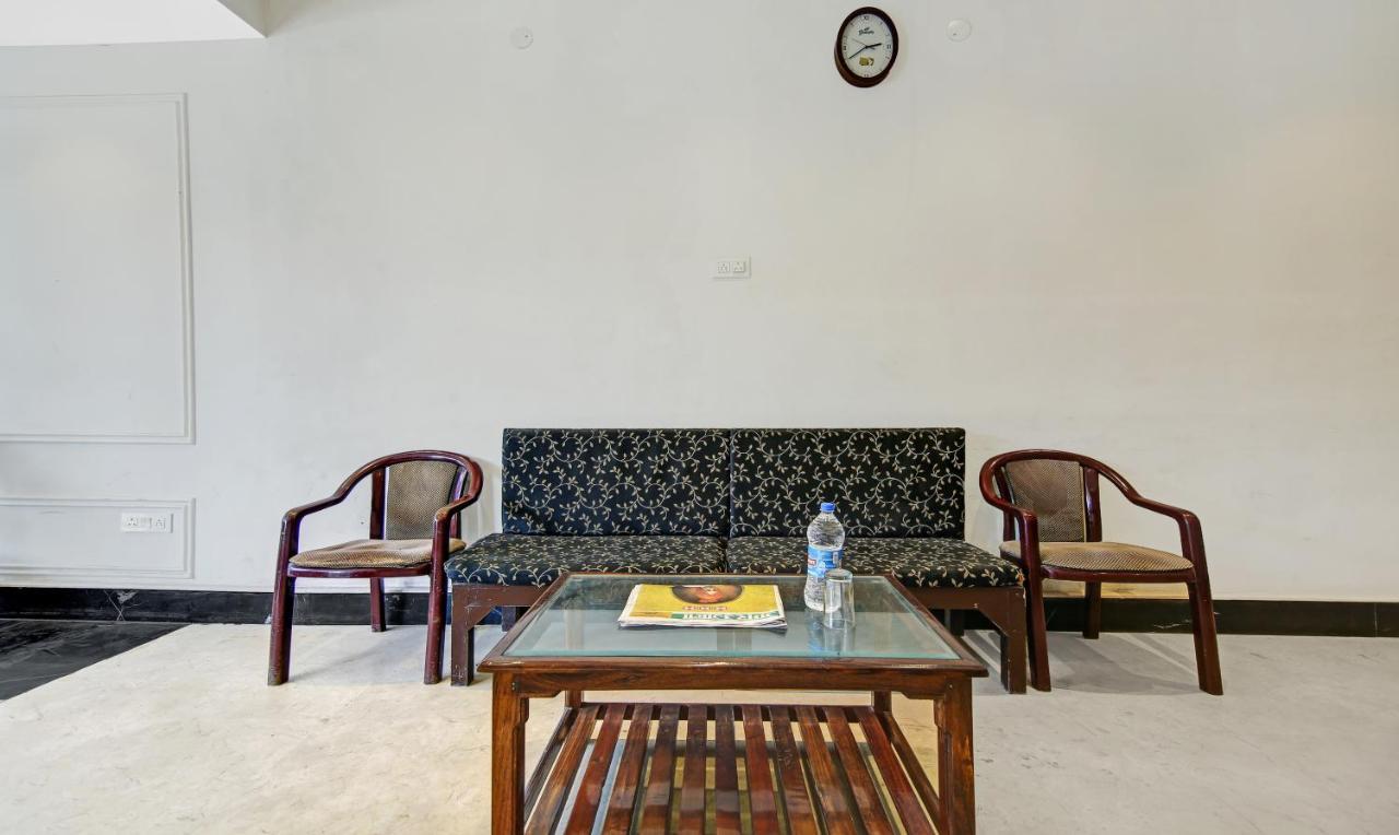 Itsy Hotels Amrita Raghunath Bazaar Джаму Екстериор снимка