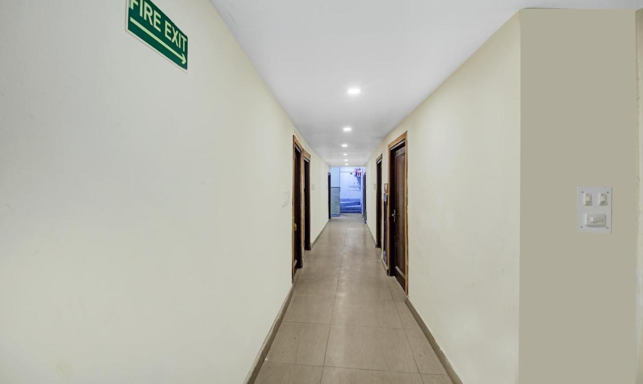 Itsy Hotels Amrita Raghunath Bazaar Джаму Екстериор снимка